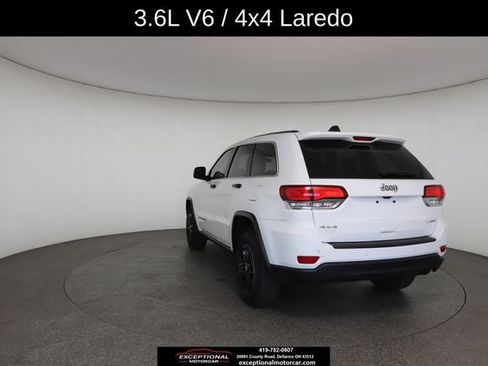 Used 2020 Jeep Grand Cherokee Laredo AWD/4WD image 12
