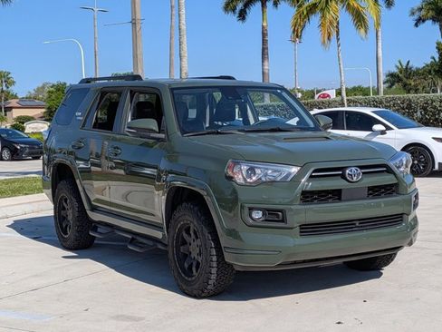 Used 2022 Toyota 4Runner TRD Sport w/ Technology Package image 3