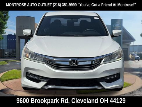 Used 2016 Honda Accord Sport image 11