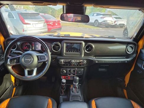 Used 2021 Jeep Wrangler Unlimited Rubicon w/ Safety Group AWD/4WD image 24