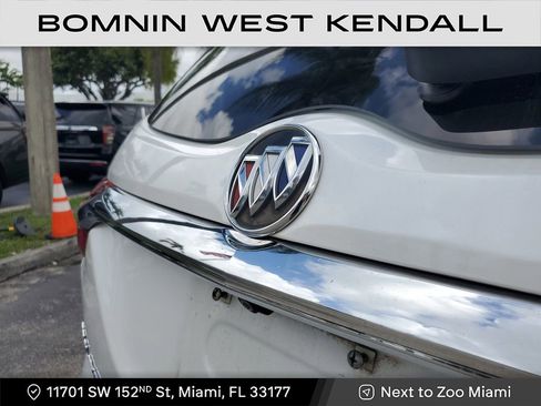 Used 2021 Buick Enclave Essence w/ Sound and Sites Package image 10