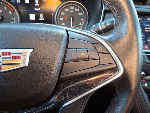 Used 2021 Cadillac XT5 Premium Luxury image 22