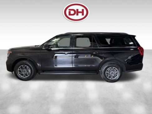 Used 2025 Ford Expedition Max Active AWD/4WD image 8