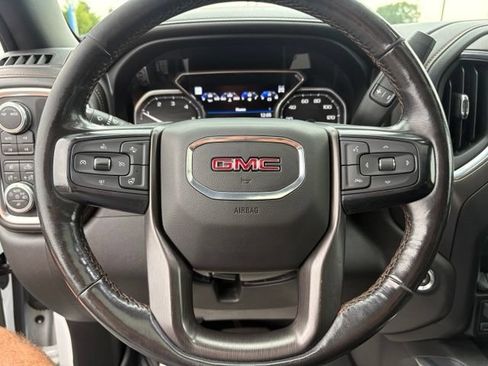 Used 2020 GMC Sierra 1500 AT4 w/ AT4 Premium Package AWD/4WD image 23