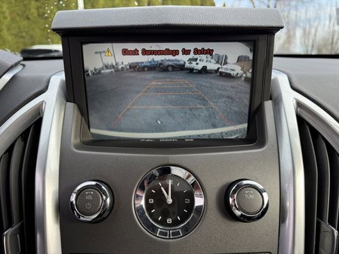 Used 2010 Cadillac SRX Performance image 27