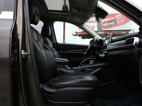 Used 2020 Kia Telluride S image 43