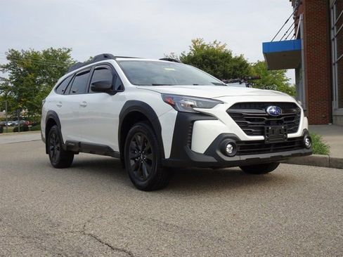 Used 2023 Subaru Outback Onyx Edition image 28