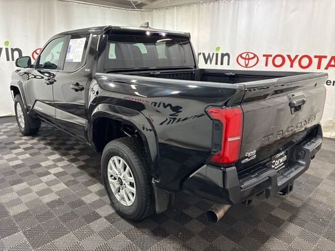 Used 2024 Toyota Tacoma SR5 AWD/4WD image 5