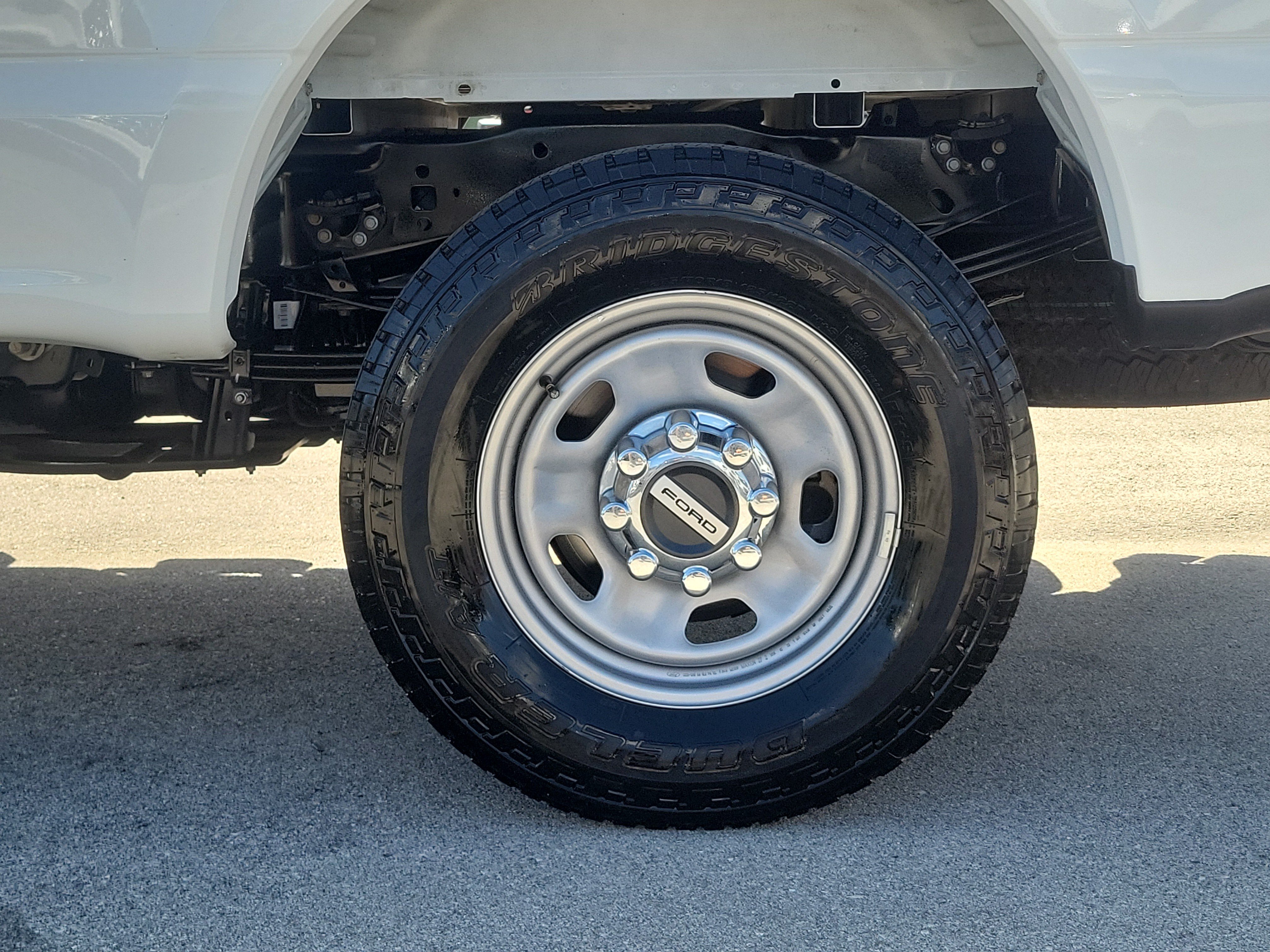 Used 2024 Ford F350 XL w/ FX4 Off-Road Package AWD/4WD image 9