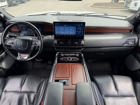 Used 2023 Lincoln Navigator L Reserve RWD image 29
