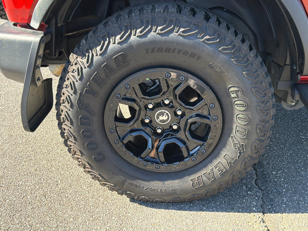 Used 2023 Ford Bronco Wildtrak AWD/4WD image 17