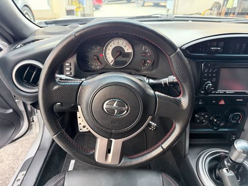 Used 2013 Scion FR-S image 12