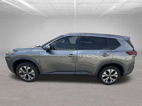 Used 2021 Nissan Rogue SV FWD image 3