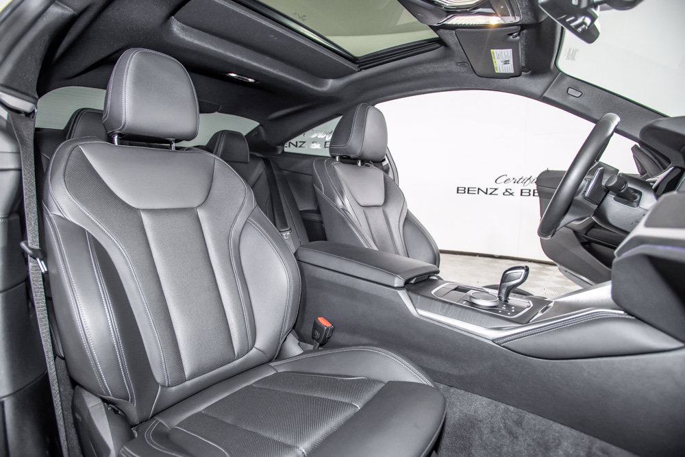 Used 2022 BMW 430i Coupe w/ M Sport Package RWD image 16