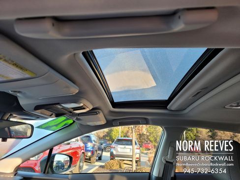 Used 2024 Subaru Crosstrek 2.0i Premium image 15