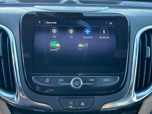 Certified 2024 Chevrolet Equinox Premier image 10