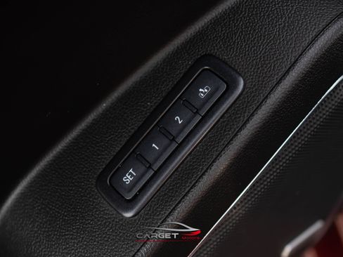 Used 2017 GMC Yukon Denali w/ Open Road Package image 42