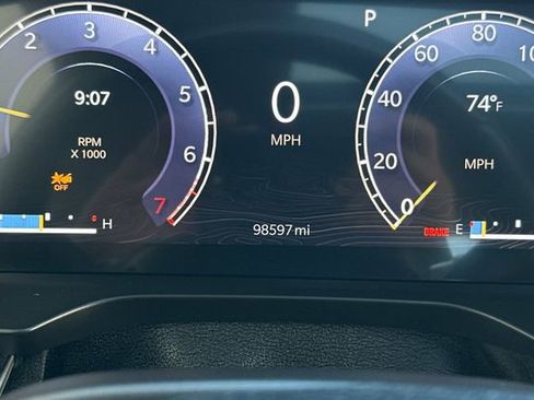 Certified 2022 Jeep Grand Cherokee Limited image 28