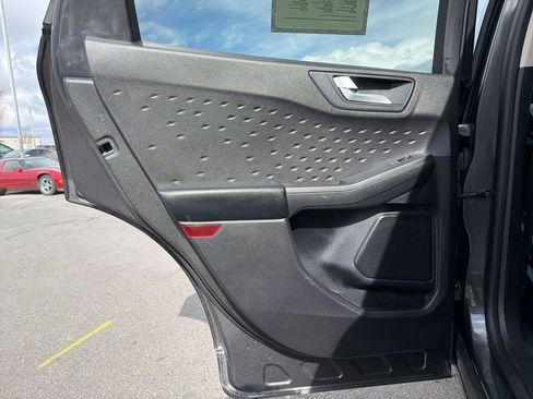 Used 2020 Ford Escape SEL image 21