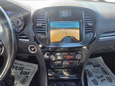 Used 2017 Chrysler 300 S w/ 300S Premium Group image 29