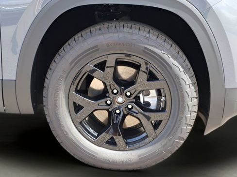 New 2026 Volkswagen Atlas Peak Edition AWD/4WD image 9