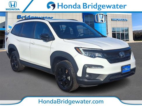 Used 2022 Honda Pilot TrailSport image 1