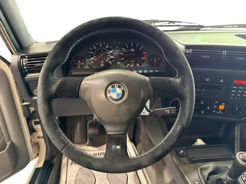 Used 1989 BMW M3 Coupe RWD image 16