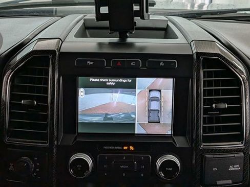 Used 2019 Ford F150 Lariat w/ Equipment Group 502A Luxury image 41