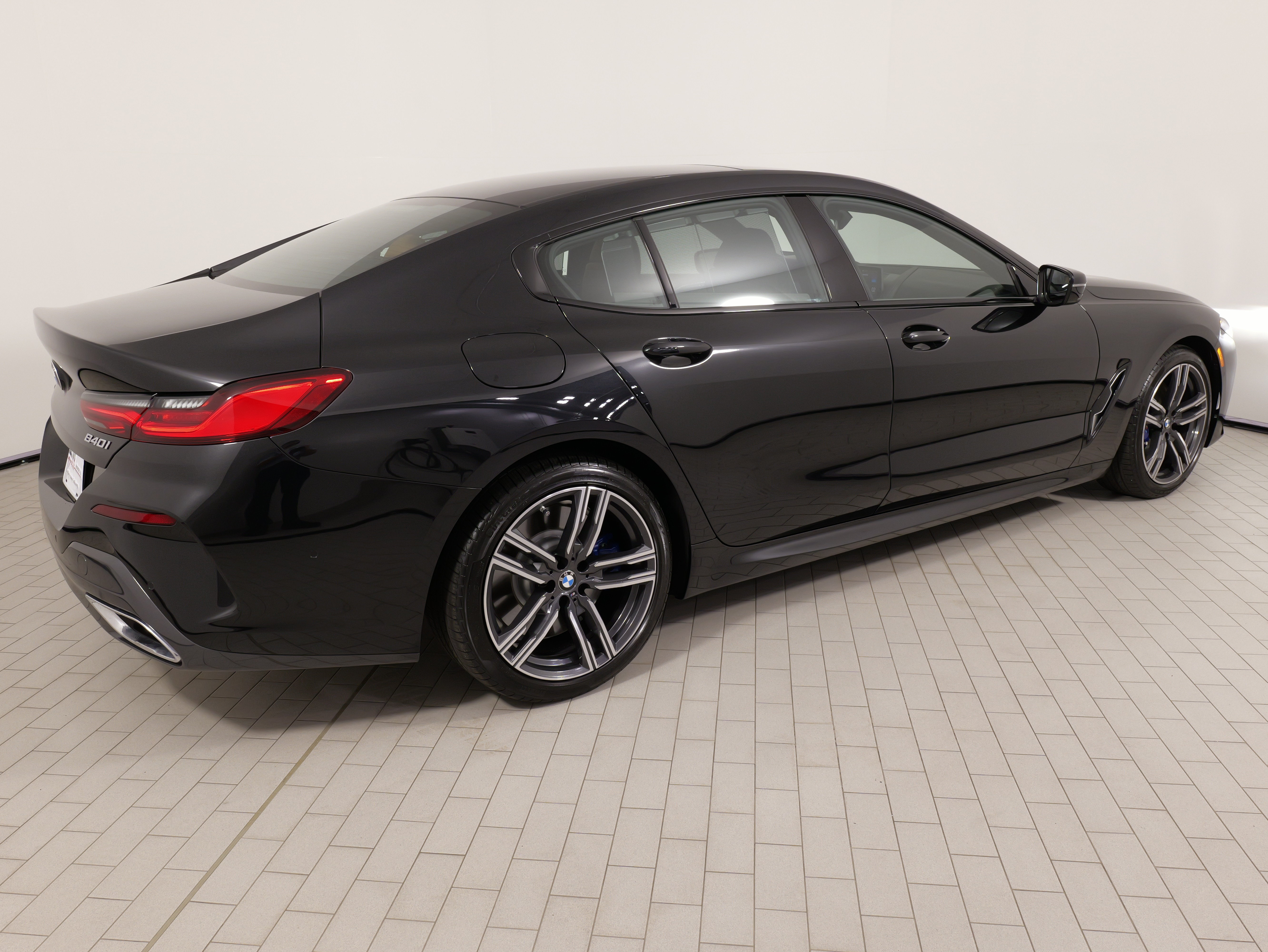 Used 2024 BMW 840i xDrive w/ Driving Assistance Package AWD/4WD image 11