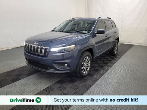 Used 2019 Jeep Cherokee Latitude Plus w/ Cold Weather Group AWD/4WD image 1