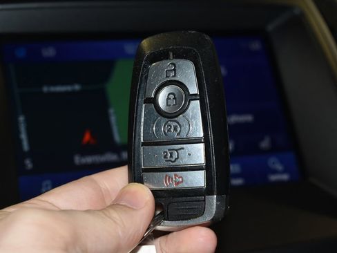 Used 2020 Ford Edge SEL w/ Convenience Package AWD/4WD image 17