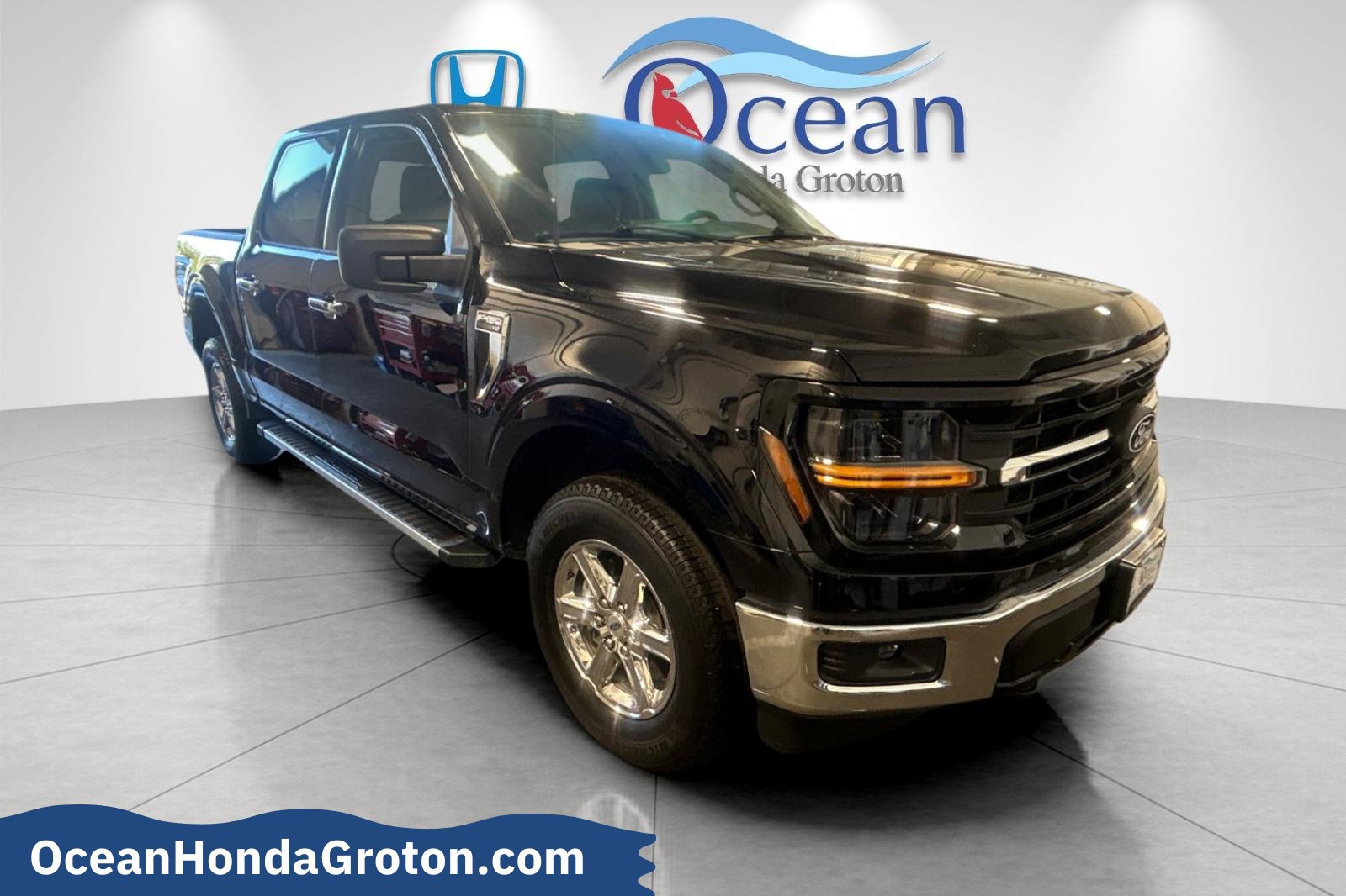 Used 2025 Ford F150 XLT w/ Equipment Group 301A Standard AWD/4WD image 1
