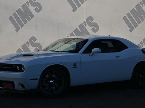 Used 2016 Dodge Challenger R/T Scat Pack w/ Driver Convenience Group image 1