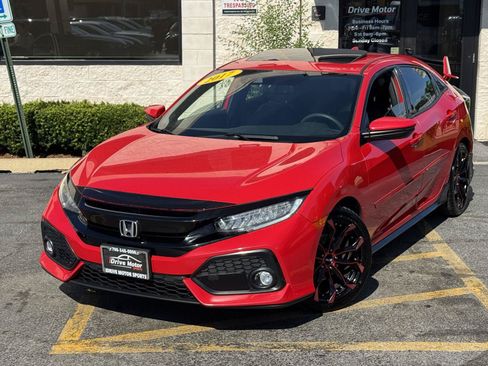 Used 2017 Honda Civic Sport Touring image 4