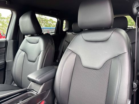 New 2026 Jeep Compass Latitude AWD/4WD image 19