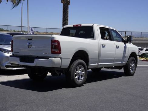 Used 2023 RAM 2500 Laramie AWD/4WD image 4