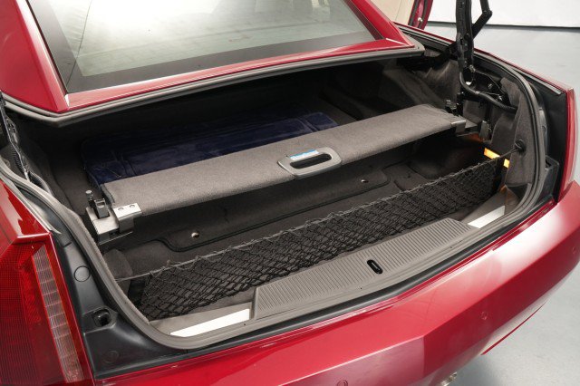 Used 2006 Cadillac XLR V RWD image 45