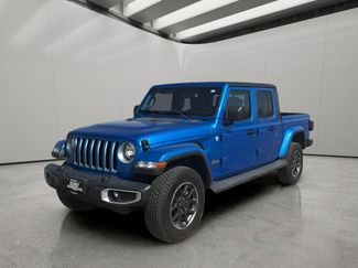 Used 2020 Jeep Gladiator Overland video 1