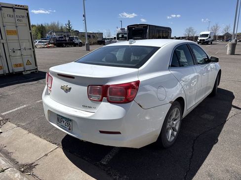 Used 2015 Chevrolet Malibu LT w/ Power Convenience Package FWD image 3