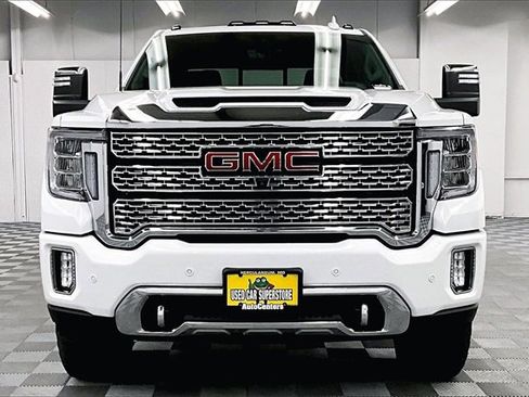 Used 2022 GMC Sierra 3500 Denali w/ Denali Ultimate Package image 3