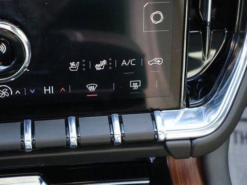 New 2026 GMC Yukon XL Denali w/ Sun & Power Step Package AWD/4WD image 30