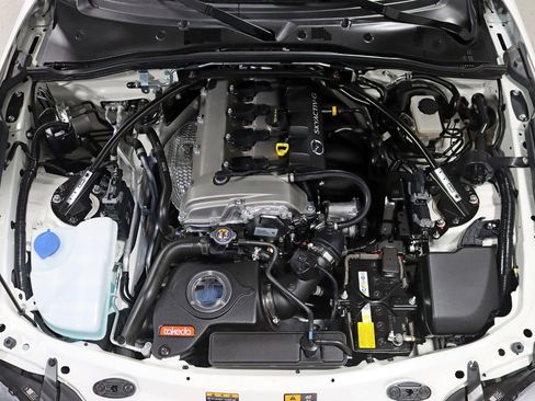 Used 2023 MAZDA MX-5 Miata Grand Touring RWD image 33