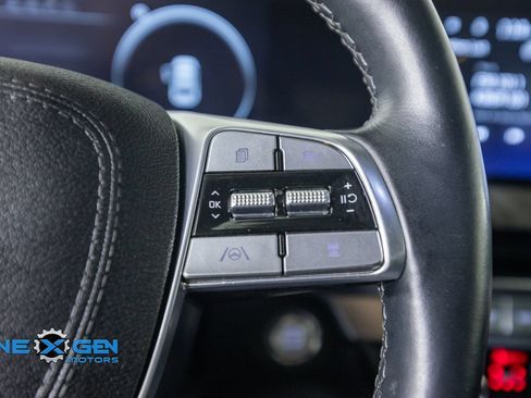 Used 2024 Kia Telluride SX Prestige w/ Towing Package AWD/4WD image 15