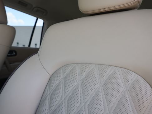 Used 2024 Nissan Armada Platinum w/ Captain's Chairs Package AWD/4WD image 18
