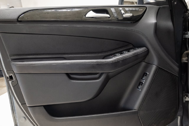 Used 2017 Mercedes-Benz GLS 450 4MATIC image 16
