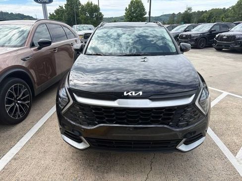 Used 2025 Kia Sportage EX w/ Premium Package FWD image 2