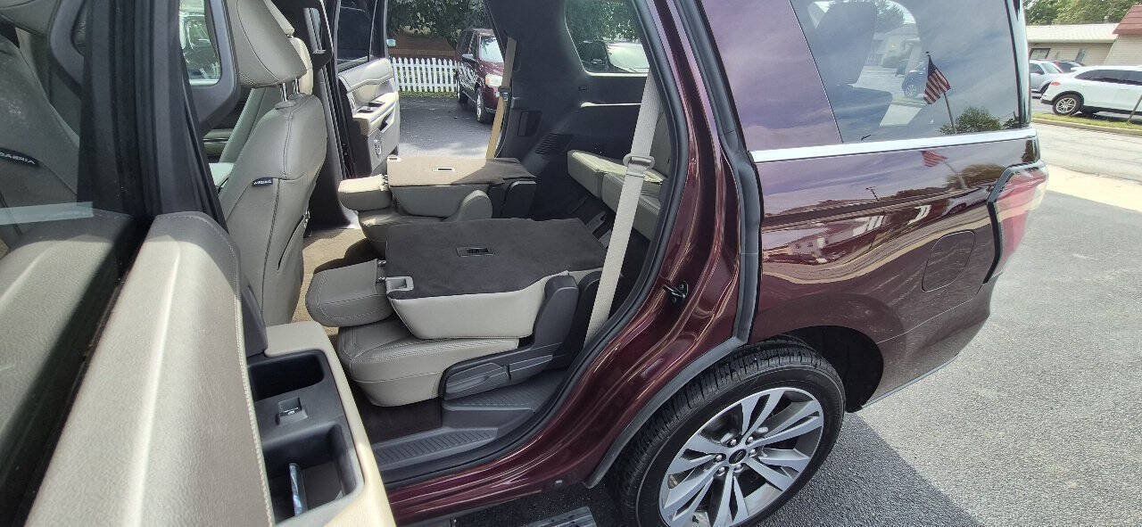 Used 2021 Ford Expedition Limited AWD/4WD image 38