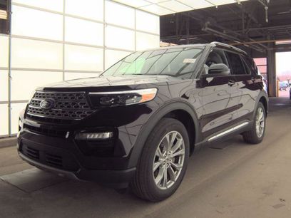 Used 2023 Ford Explorer Limited w/ Limited Technology Package