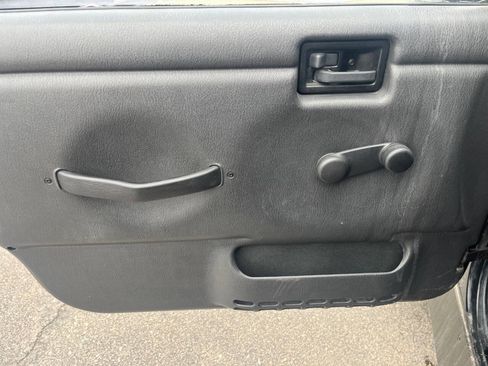 Used 2005 Jeep Wrangler Sport w/ 30" Tire & Wheel Group image 20