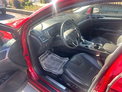 Used 2015 Ford Fusion Titanium FWD image 10